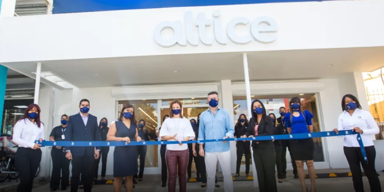 Altice remodela una de sus tiendas