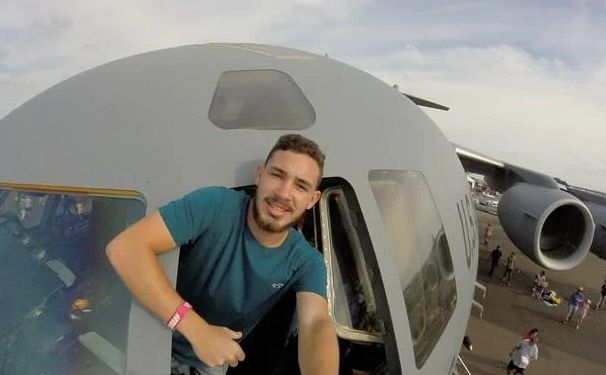 Alan Díaz Hernández, un vuelo productivo de la fotografía a la aviación