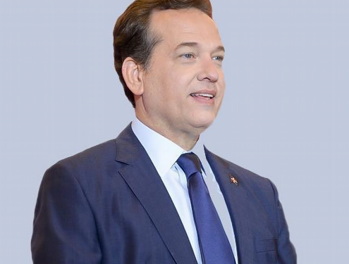 Ito Bisonó dice se espera que combustibles comiencen a bajar a partir de marzo