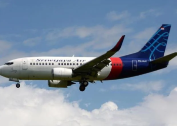 Indonesia confirma el accidente de un avión con 62 personas a bordo