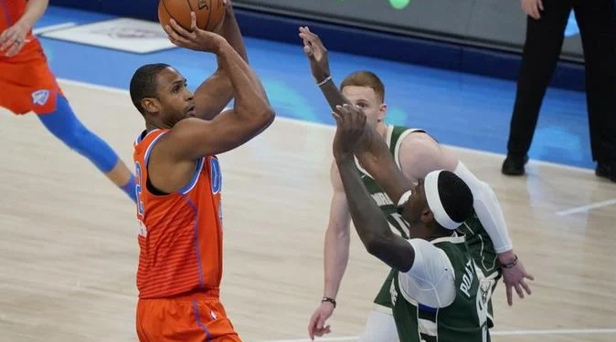 Horford: 20 puntos, 9 asistencias y 7 rebotes en victoria Thunder