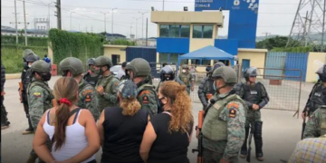 Más de 50 fallecidos en amotinamientos en tres cárceles de Ecuador