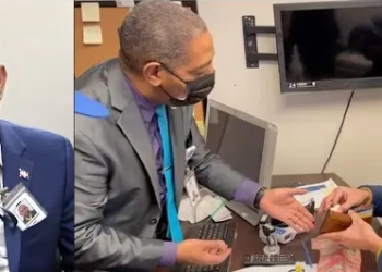 Empleado de consulado devuelve 120 dólares y documentos a dominicano