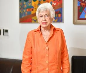 Milagros Ortiz Bosch: «No estamos en la época de la fuerza, sino de la inteligencia»