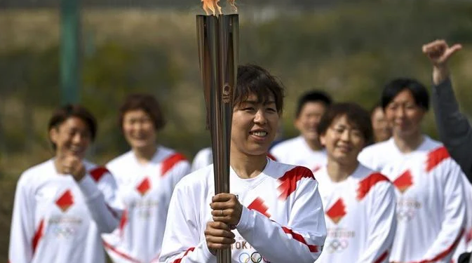 Comienza recorrido de antorcha para Juegos de Tokio