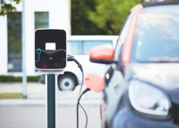 Red pública de cargadores de vehículos eléctricos colocaría al país en primer lugar de la región en movilidad sostenible