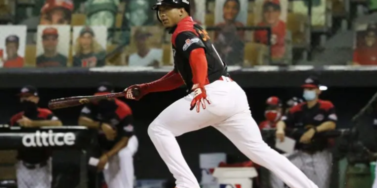 38 escogidistas en rosters de apertura de las Ligas Menores