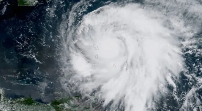 Cruz Roja alerta sobre la próxima temporada de huracanes en América