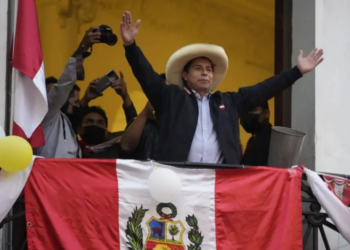 Perú: Pedro Castillo cerca de ganar balotaje presidencial