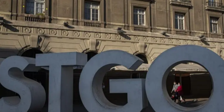 Chile afronta unos comicios regionales que pueden marcar carrera presidencial