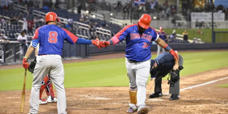 Dominicana y Venezuela inaugurarán clasificatorio final de béisbol para Tokio