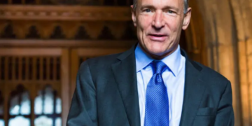 El inventor de la World Wide Web saca a subasta su código original como NFT