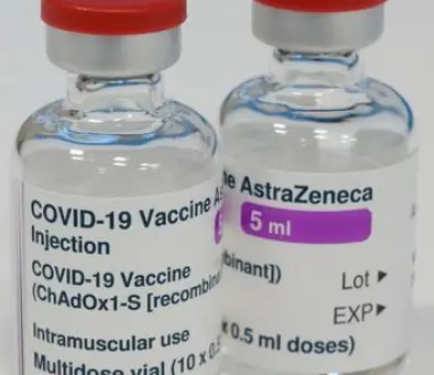 Una tercera dosis de AstraZeneca genera un refuerzo inmunológico “fuerte»