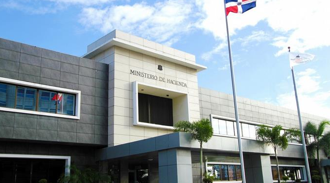 Hacienda presenta propuesta de modificación del Presupuesto Nacional al Congreso