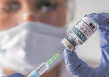 Tayikistán decreta la vacunación obligatoria contra la COVID-19 en adultos