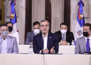 Gobierno congelará por 30 días precios GLP y gasolinas