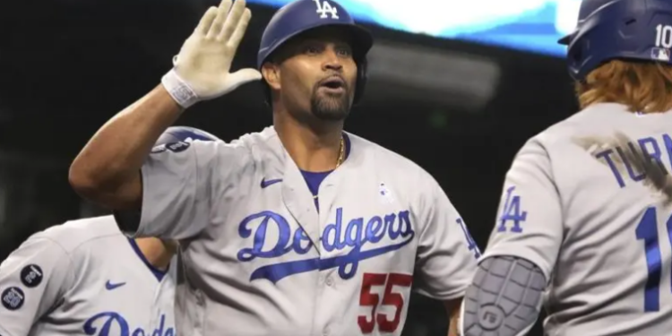 Albert Pujols el cuarto jugador en la historia de la MLB en llegar a 6,000 bases