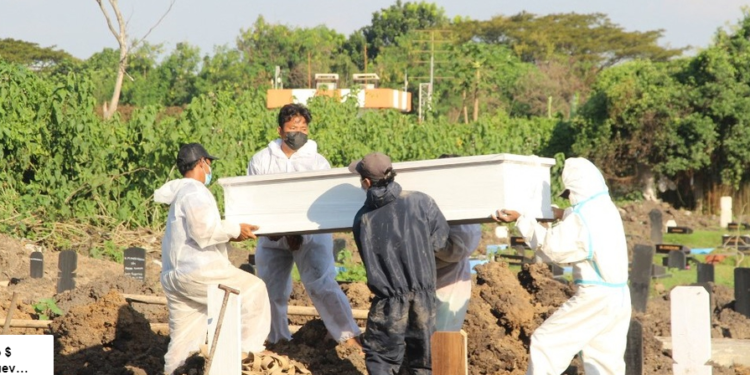 Récord de muertes en Rusia y en Indonesia por la Delta