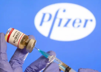 Pfizer solicitará aprobación de 3ra dosis de su vacuna COVID