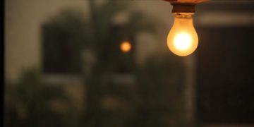 ¿Por qué el Gobierno aumenta cada tres meses la tarifa eléctrica?