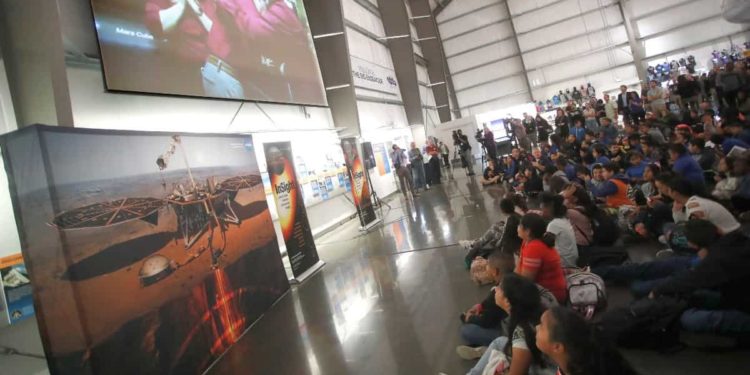 NASA organiza los preparativos para traer a la Tierra muestras de roca de Marte