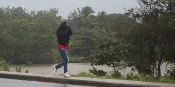El huracán Fiona golpea a República Dominicana luego de causar «daños catastróficos» en Puerto Rico