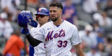 Gary Sánchez firma con los Padres de San Diego