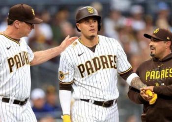 Manny Machado es diagnosticado con fractura en su mano izquierda