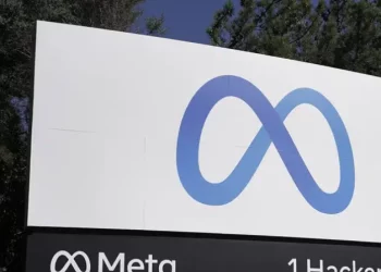 La UE impone una multa de récord a Facebook