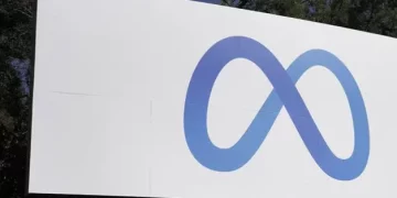 La UE impone una multa de récord a Facebook