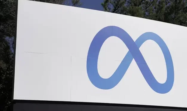 La UE impone una multa de récord a Facebook