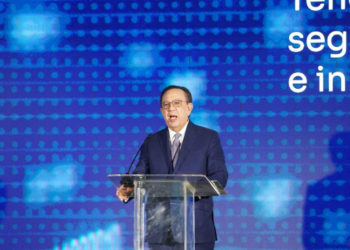 Valdez: inflación cerraría este mes en el rango meta