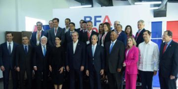 Abinader destaca importancia de infraestructuras para comercio