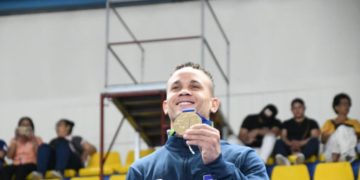 Audrys Nin culmina la jornada conquistando oro y plata en Gimnasia
