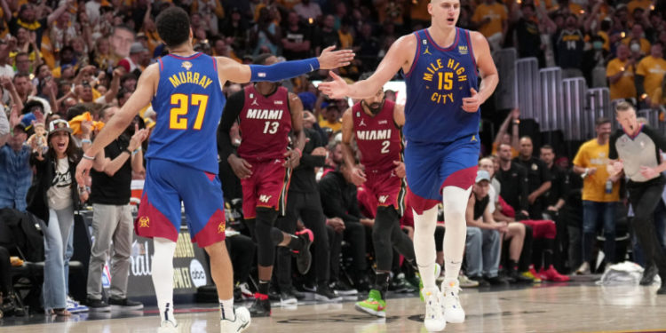 Los Nuggets buscan el 2-0 y Miami empatar la serie