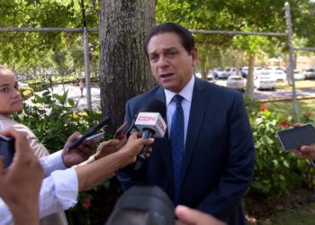 Ministro de Salud Pública llama a la población a no descuidarse del COVID-19