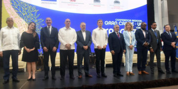 Países caribeños ponen en debate cómo hacer rentable el sargazo