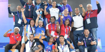 Pesas termina con 16 medallas en San Salvador