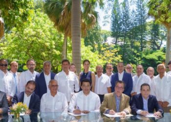 Proyectan invertir $400 millones en turismo Santiago