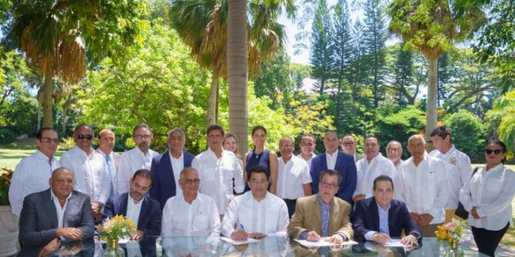 Proyectan invertir $400 millones en turismo Santiago