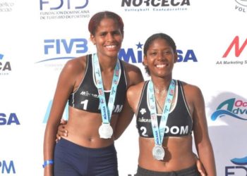 Rosario y Cleto logran plata en Circuito Norceca de Playa
