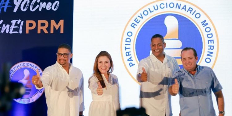 Bolivar Valera dice trabajará para que Luis Abinader se mantenga en el poder