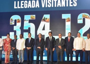 El país recibe más de 5 millones de turistas en el semestre