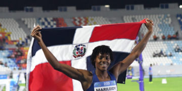 ¡Lo vuelve a hacer! Marileidy Paulino gana los 400 m lisos y rompe récord en los Centroamericanos