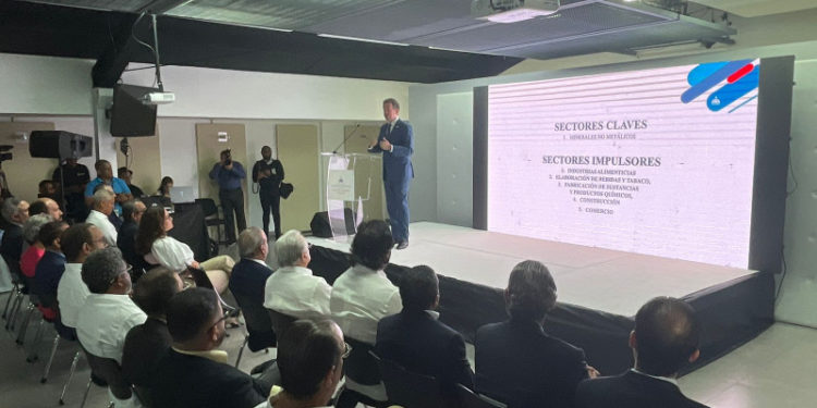 Servicios que hicieron crecer economía de RD