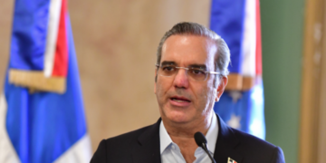 Tajante reacción de Abinader ante presión al país por la crisis haitiana