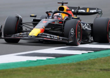 Verstappen arrebata la ‘pole’ a Norris en una loca clasificación