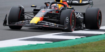 Verstappen arrebata la ‘pole’ a Norris en una loca clasificación